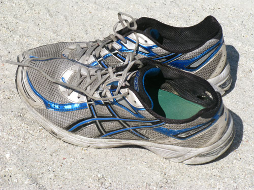 beach running shoes