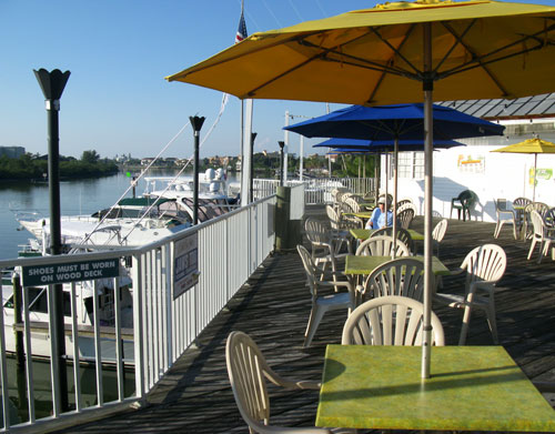 breakfast at jimmy guanas indian rocks beach fl outside seating on second floor patio deck